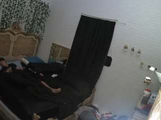 voyeurcam hornyhostel 03